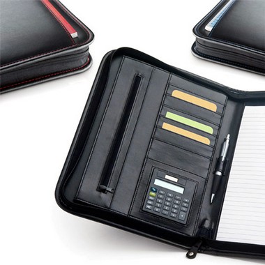 Portafolios A4 polipiel con calculadora.