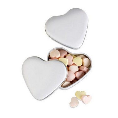 Caja corazón con caramelos
